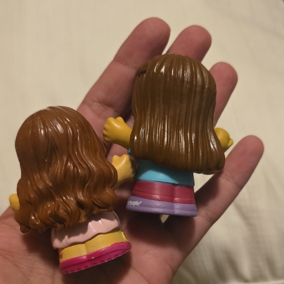 Little People Barbies - Picture 3 of 4